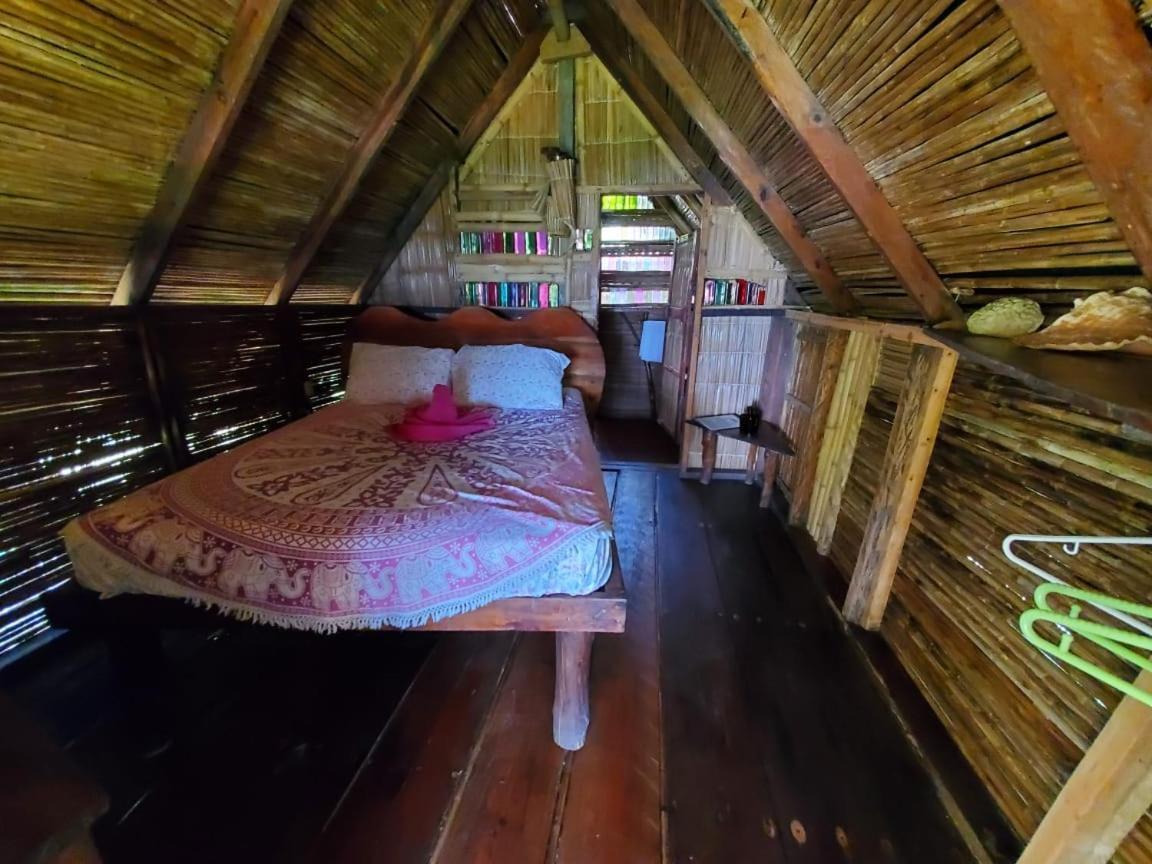 Derek'S Place Eco-Lodge 리틀 콘 아일랜드 외부 사진