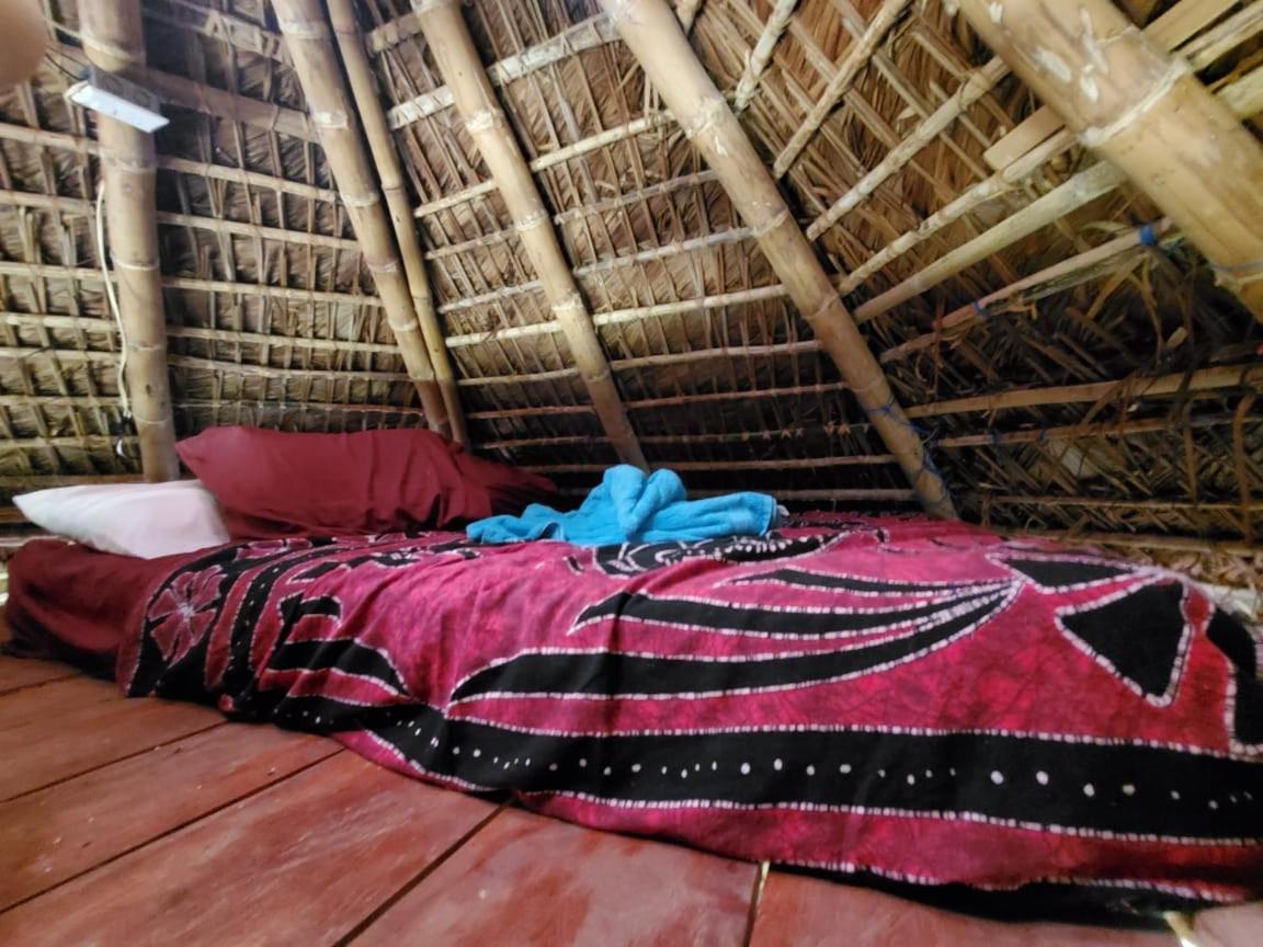 Derek'S Place Eco-Lodge 리틀 콘 아일랜드 외부 사진