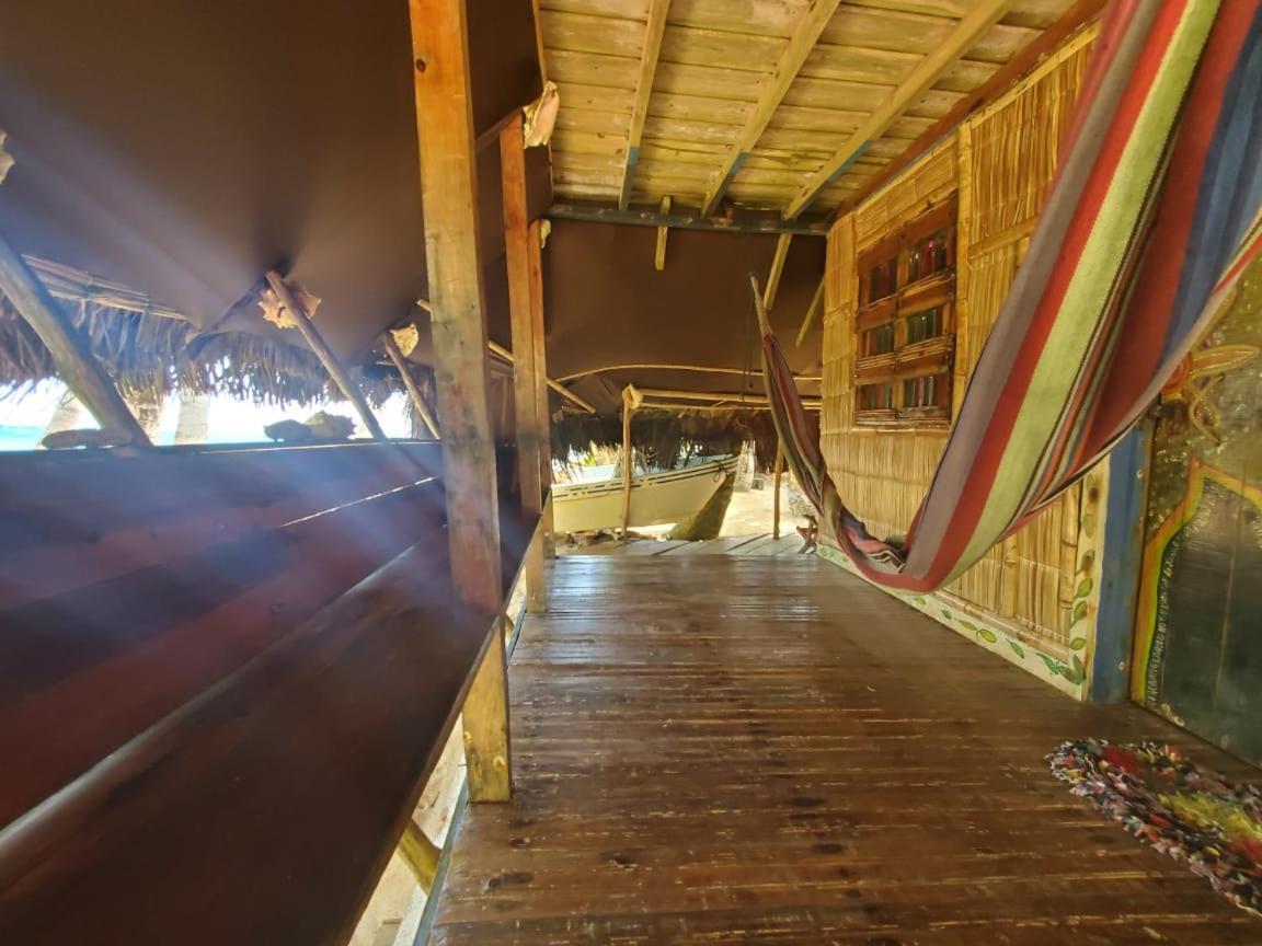 Derek'S Place Eco-Lodge 리틀 콘 아일랜드 외부 사진