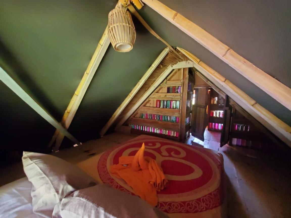 Derek'S Place Eco-Lodge 리틀 콘 아일랜드 외부 사진